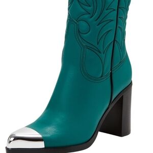 Katy Perry boots